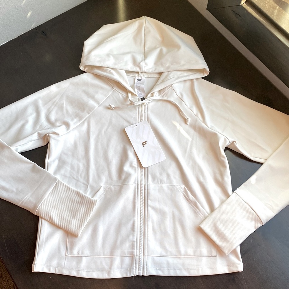 NWT Fabletics Bailey cropped pure luxe hoodie.